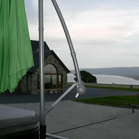 Guest house Templeview