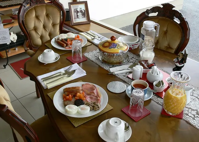 Templeview ゲストハウス 4*